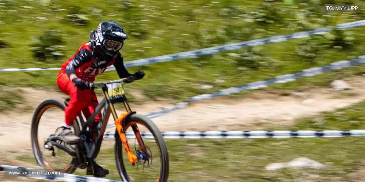 📺高清直播零时差!⚽️ 一键开启沉浸式观赛体验!